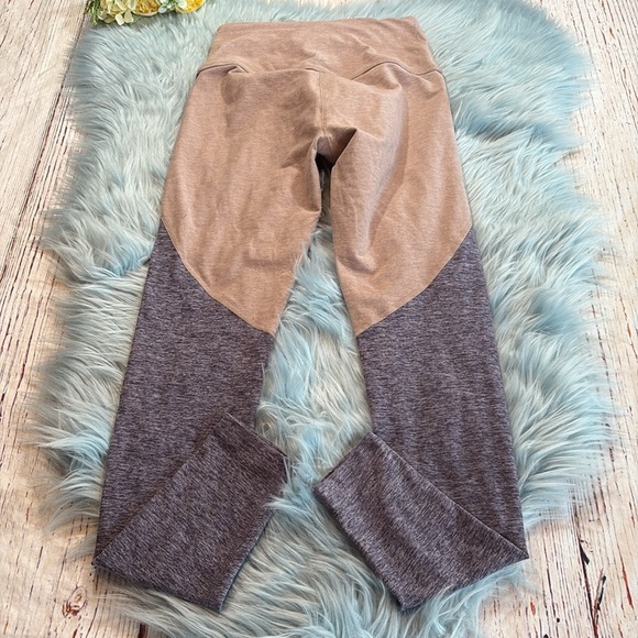 Beyond Yoga Off Duty High Waisted Colorblock Long Leggings sz S - Picture 7 of 8